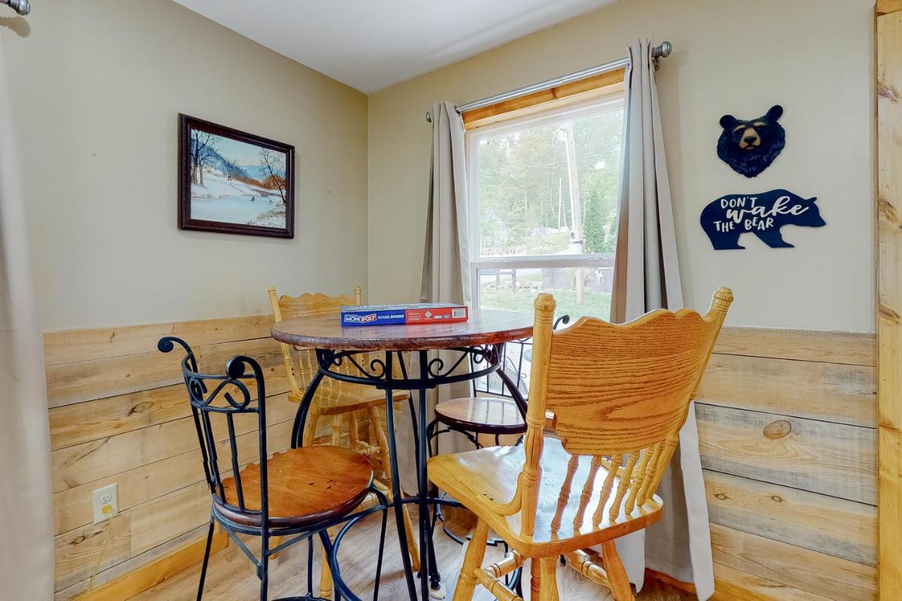 Bear Caves At Black Bear Cottages Sevierville Exterior foto