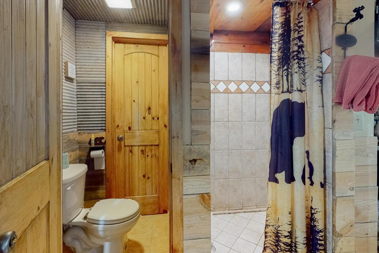 Bear Caves At Black Bear Cottages Sevierville Exterior foto